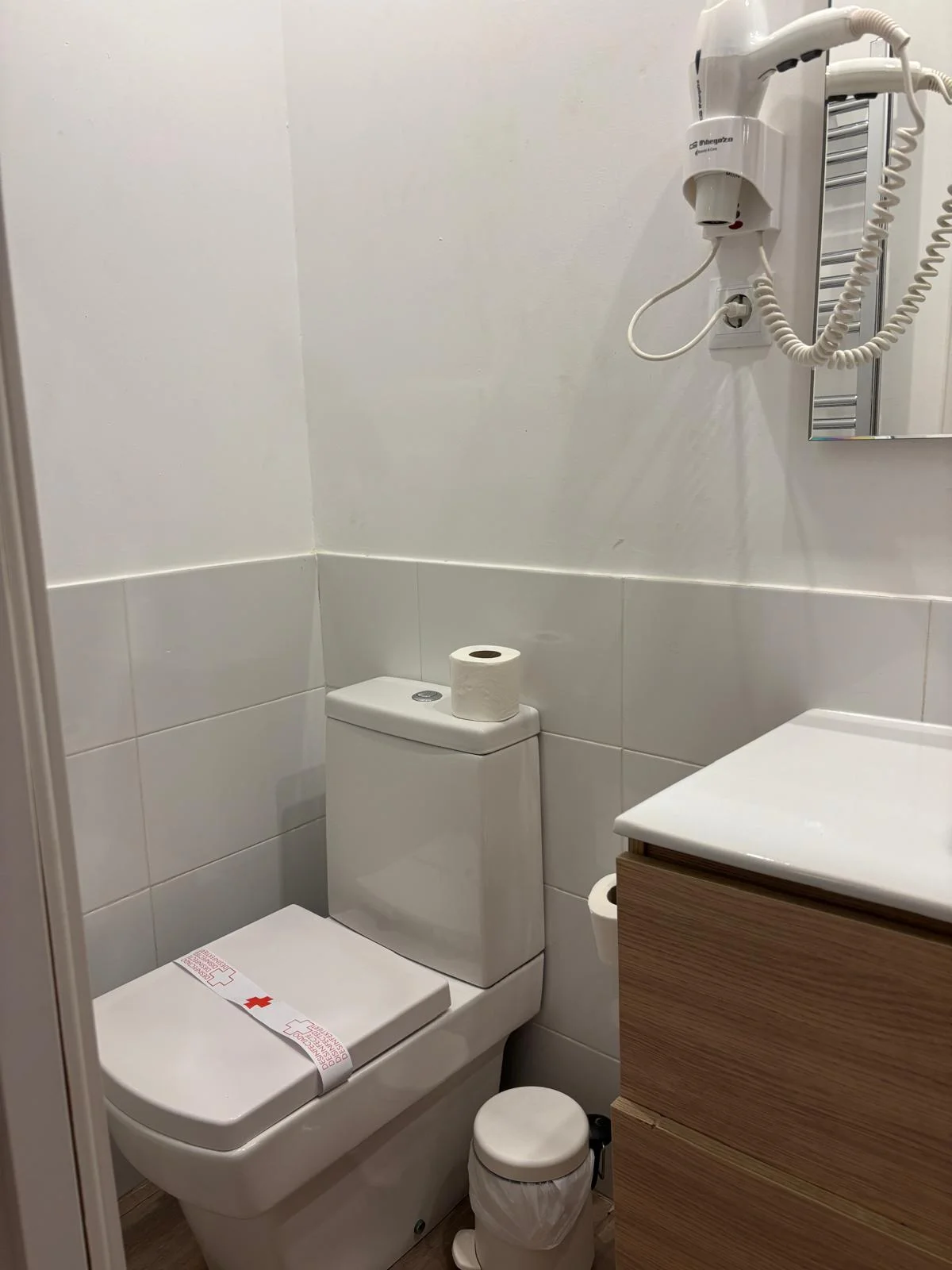 Room image thumbnail 18